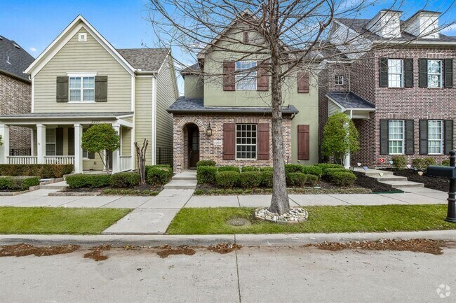 Building Photo - 2261 Longwood Dr Rental