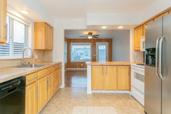 Photo - 2 Bedroom House for Rent