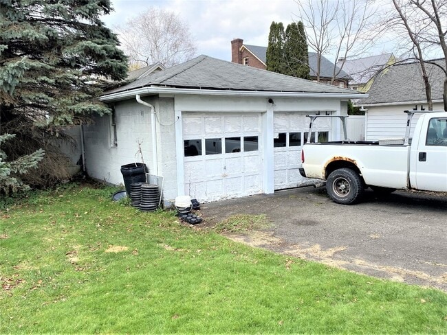 Photo - 105 Helen St Unit 2