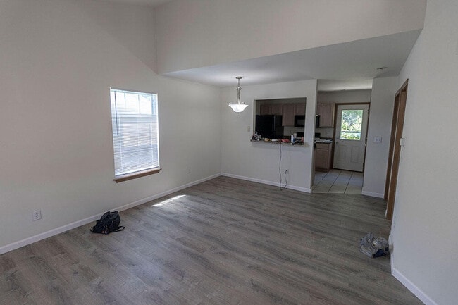 Photo - 1015 W Ash St