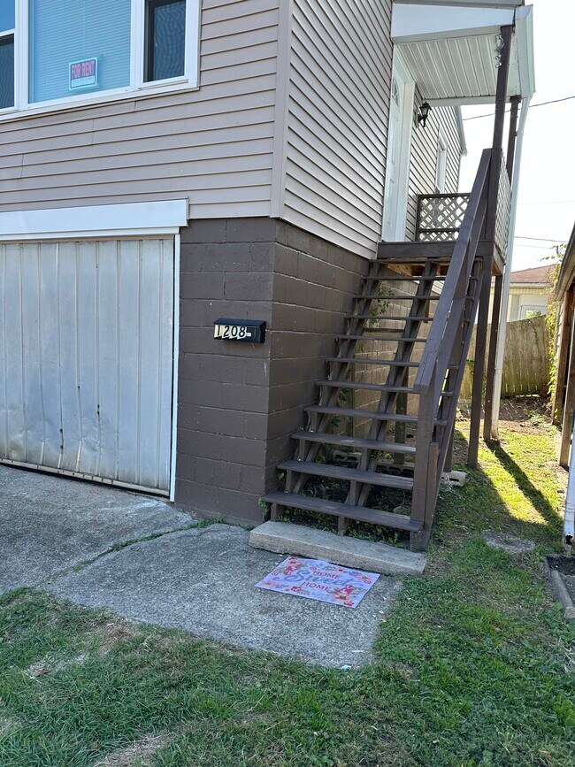 Photo - 1208 S 4th St