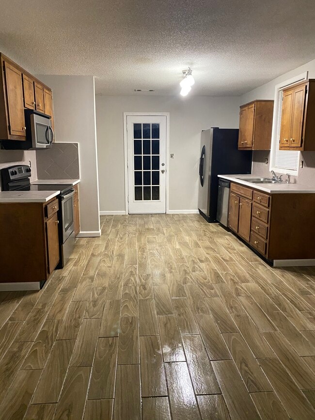 Photo - 5091 Farm Valley Dr NE