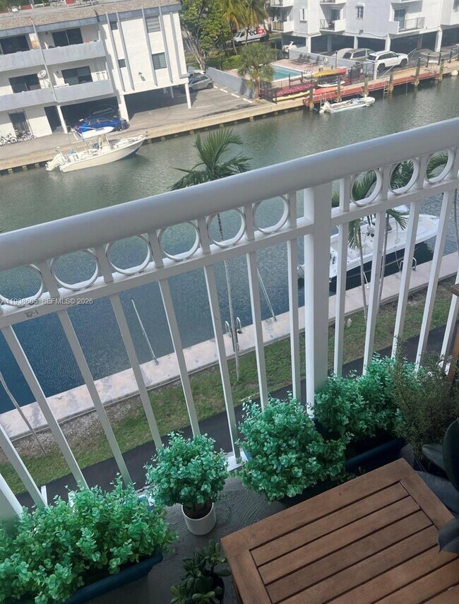 Photo - 3601 NE 170th St Unit 402-B