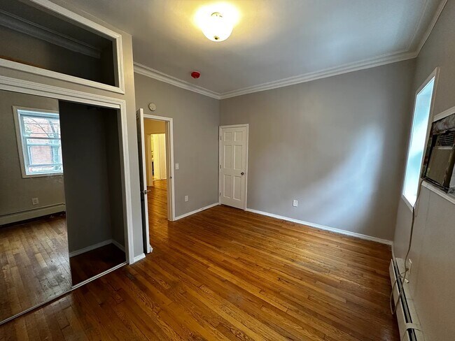 Photo - 123 Sherman Ave Unit 2nd Floor