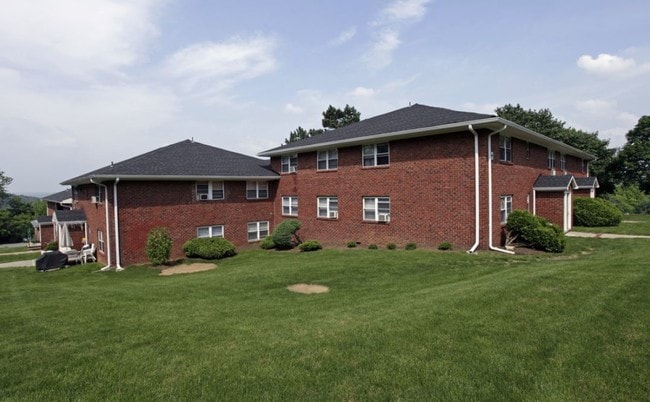 Quaker Village