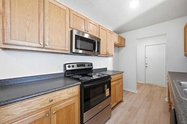 Photo - 8117-8119 Doreen Avenue Unit 8117