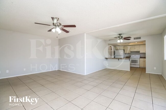 Photo - 1918 E Watson Dr