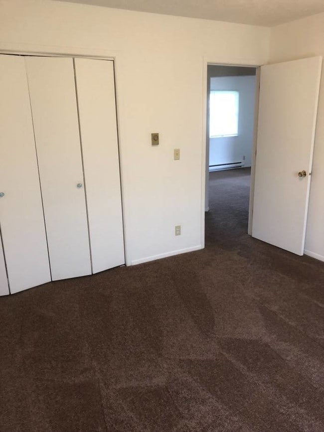 Photo - 1501 Ensign Dr Unidad 1N