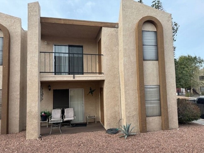Building Photo - 2 BR Condo near Chaparral Golf & Rotary Park Unit 28