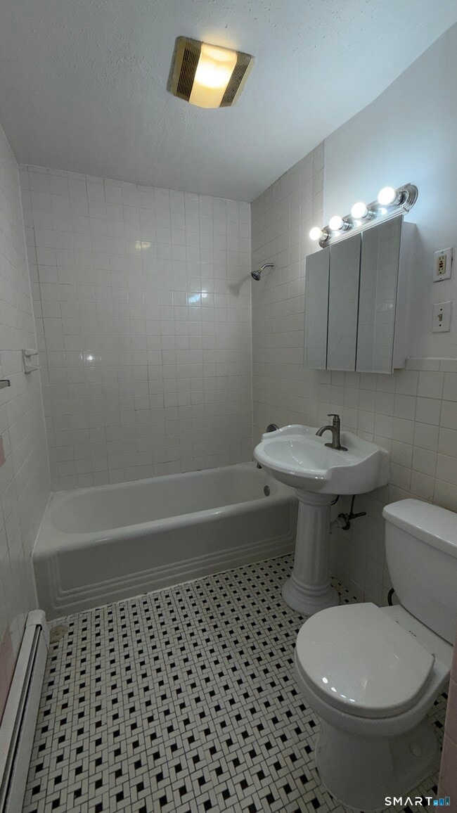 Photo - 113 Spring St Unit 113