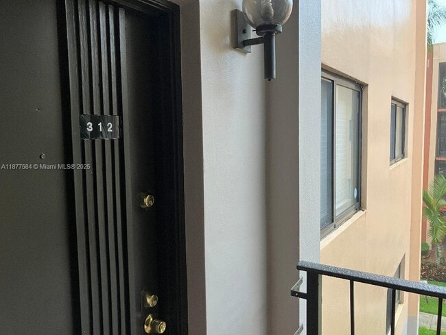 Photo - 8730 SW 133rd Avenue Rd Unit 312