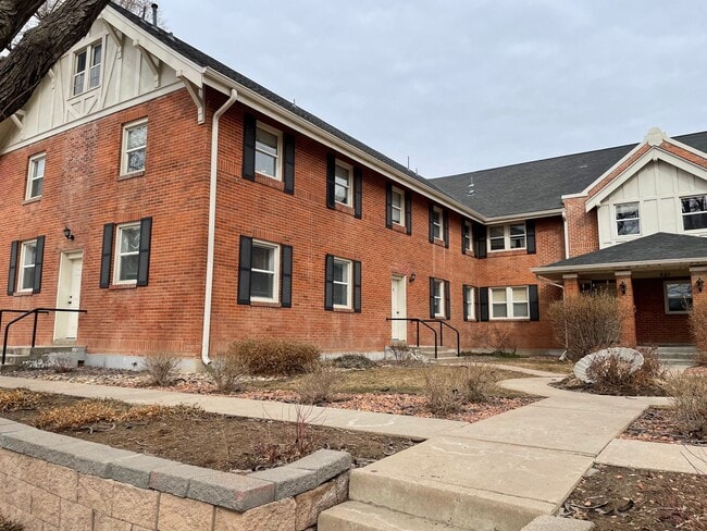 Photo - Johnstown Apartments (KC-KS) Unit 08