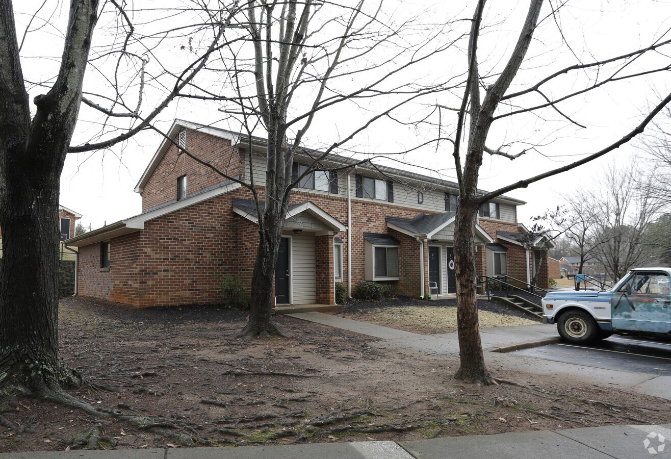 Photo - Duncan Village