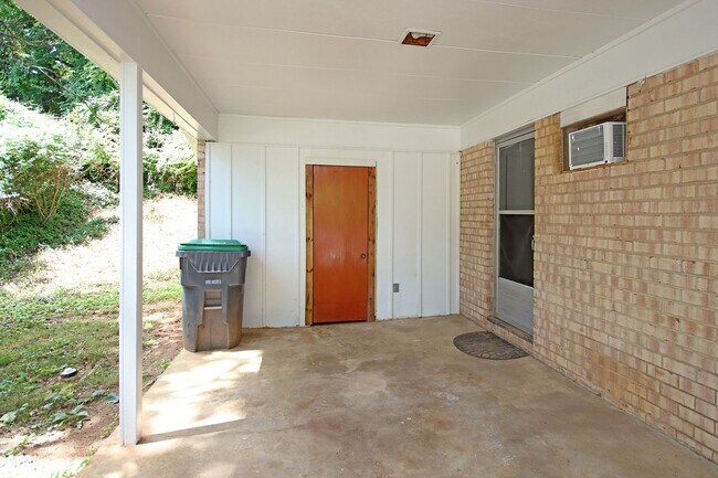 Photo - Dog-Friendly Duplex Near Shops at Stonefield
