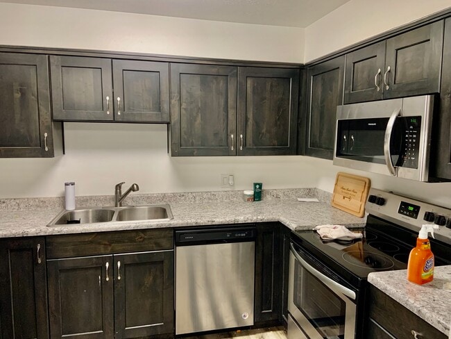 Building Photo - 1150 W 360 N Unit 17 Rental
