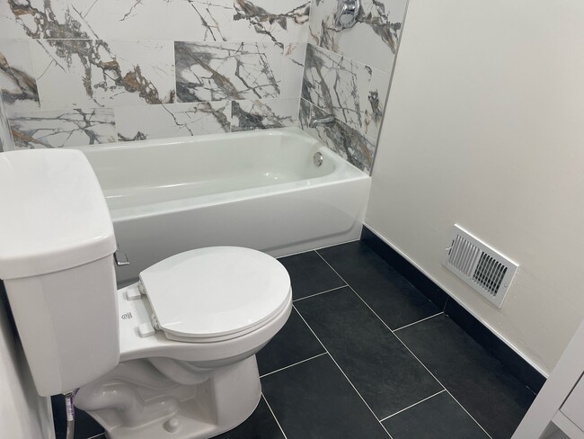 Photo - 84 Seabreeze Way