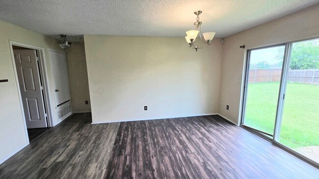 Photo - 8103 Zephyr Ct