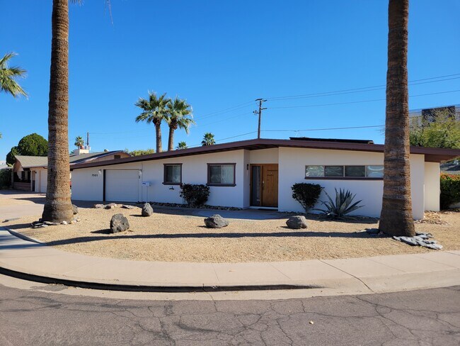 Photo - 7501 E Minnezona Ave