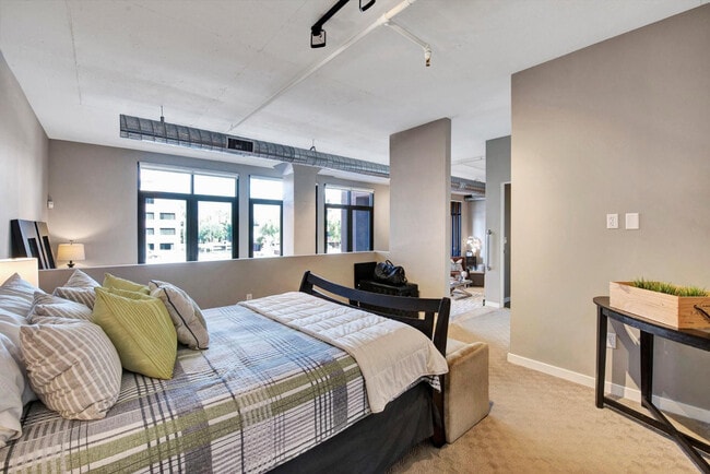 Photo - 7301 E 3rd Ave Unidad 207