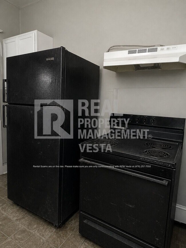 Photo - 2389 Beech Ave