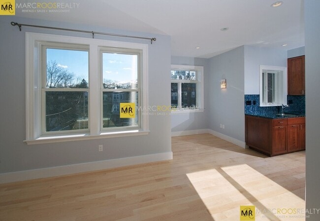 Photo - 46 Leamington Rd