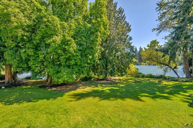 Photo - Echo Lake One Bedroom Unit F201