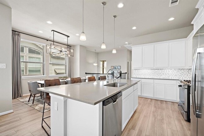 Photo - 2539 Terrace Point Dr