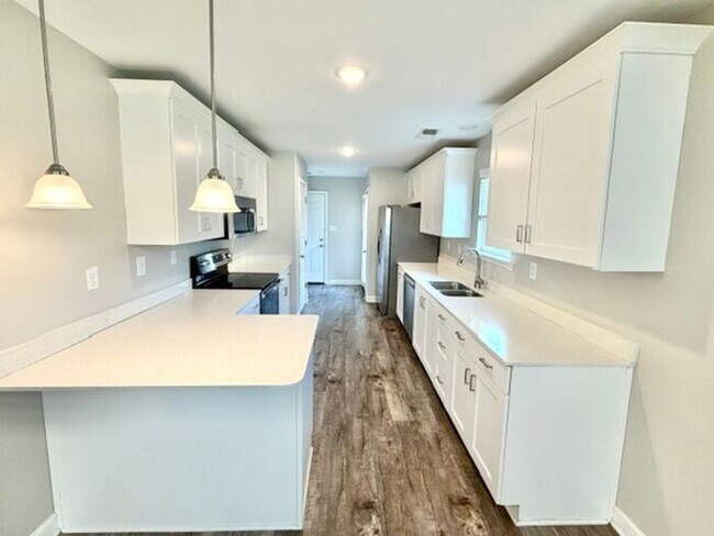 Photo - Now Leasing @ Rasco Farms in Southaven, MS.