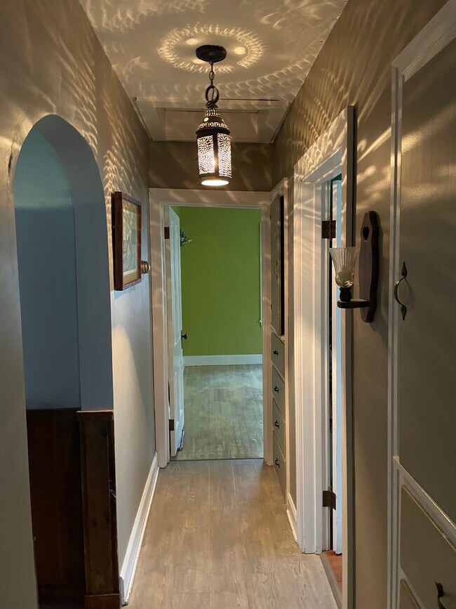 Photo - 17816 Park St