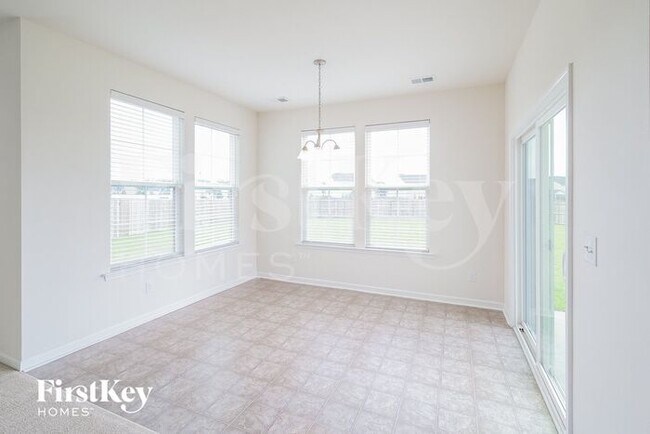 Photo - 152 Oyama Rd