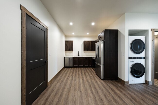 Photo - K573LI Unit ADU