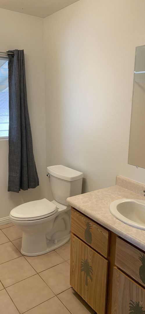 Photo - Unfurnished 1 bd. 1 bath cottage. Availabl...