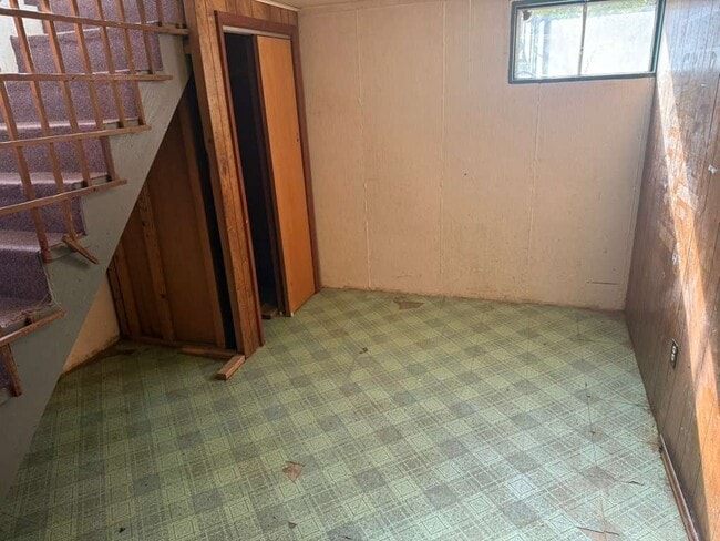 Photo - 242 Sadonia Ave