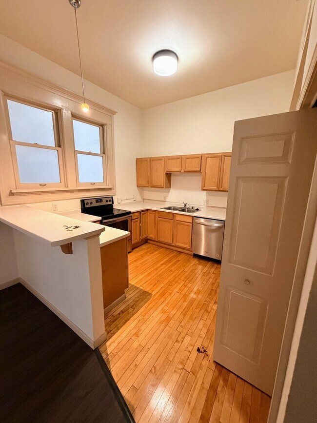 503 N Main St Unit A