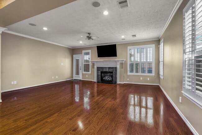 Photo - 1524 Birdsall St