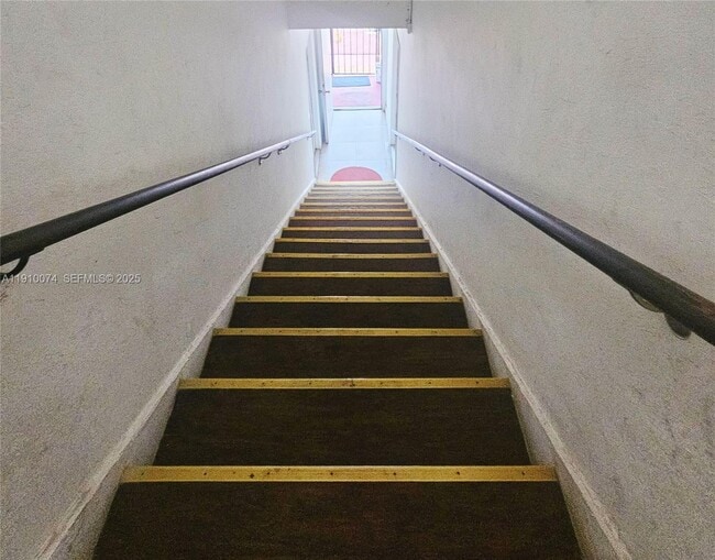 Photo - 977 SW 5th St Unidad 4