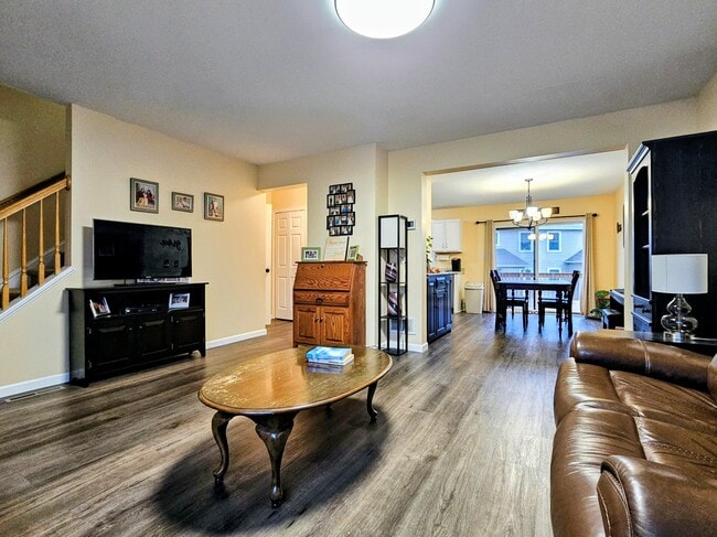 Photo - 71 Laurel Dr