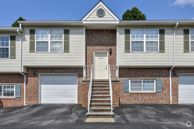 Building Photo - Greene Glen Rental