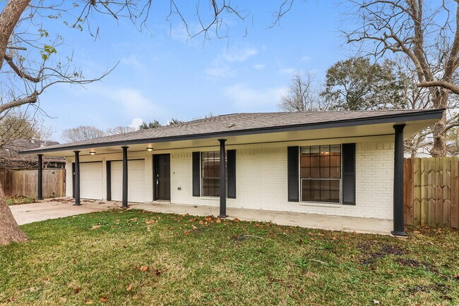 Photo - 803 Beaumont St