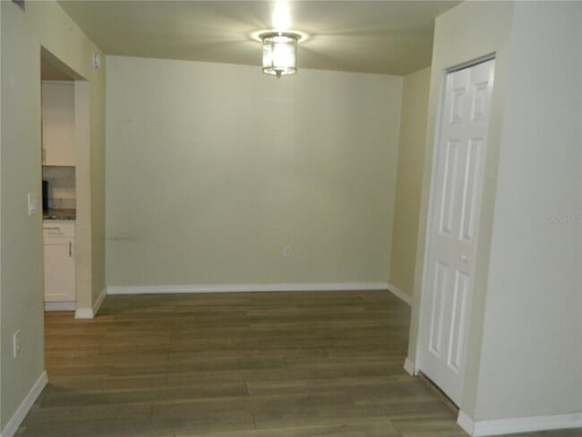 Photo - 924 N Lake Destiny Rd