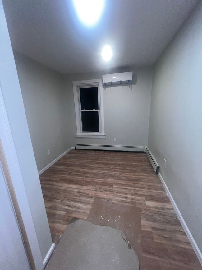 Photo - 121 Pond Lily Ave