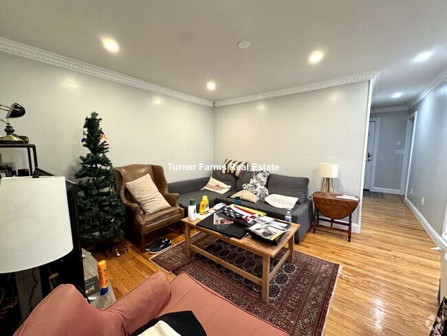 Building Photo - 83 E Brookline St Unit G Rental