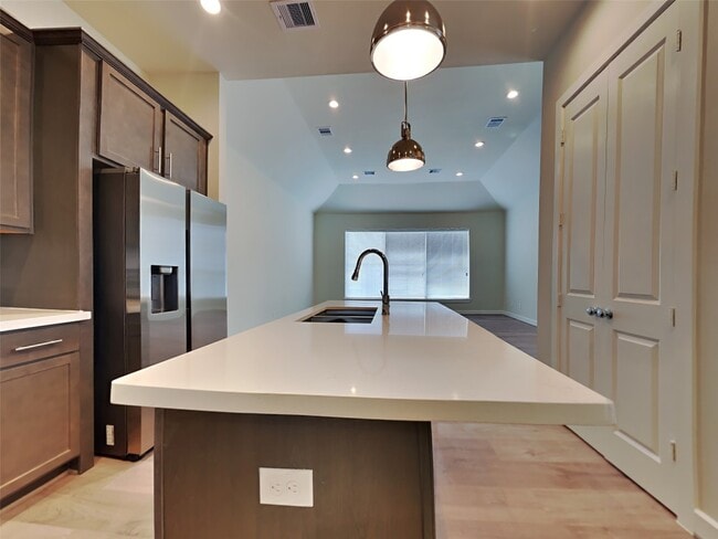 Photo - 2608 Upper Quinn Wy