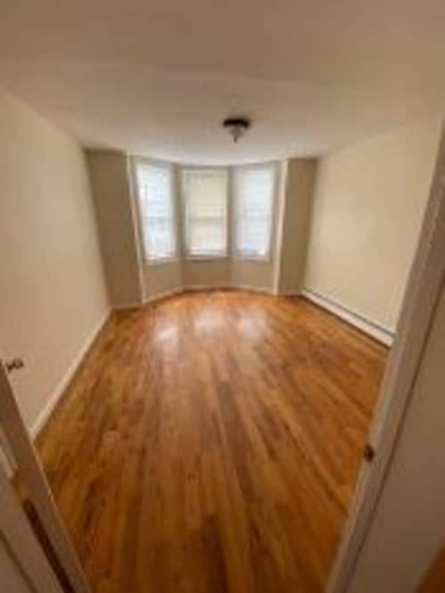 Photo - 175 Wilson Ave Unit 2