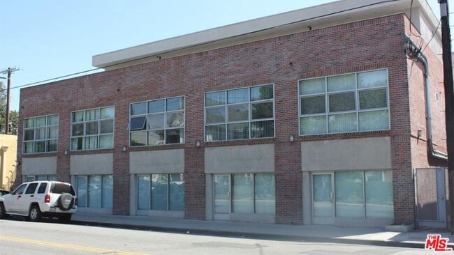 Photo - 922 W 23rd St Unidad 210