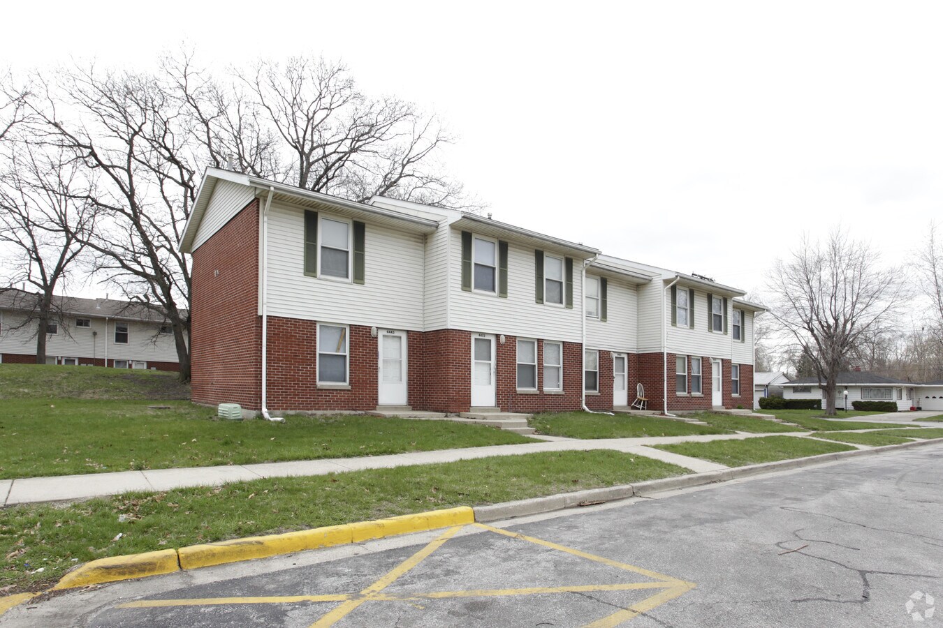 Photo - Oak Knoll Renaissance Apartments