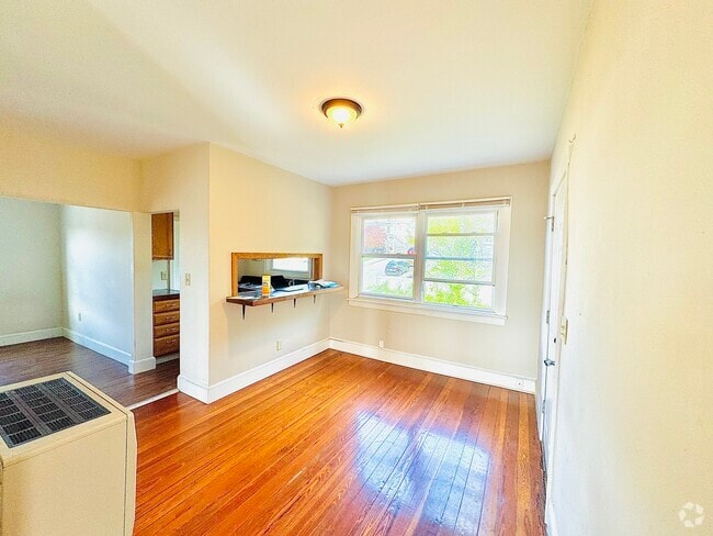 Building Photo - 45 Slater St Rental