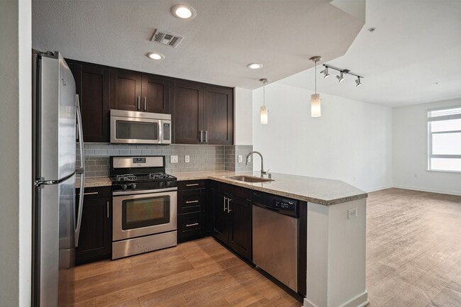 Photo - 1111 Wilshire