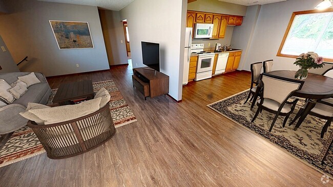 Building Photo - SPACIOUS TWO BEDROOM Unit 1512 Cedar Street Rental