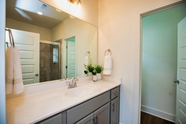 Photo - Elevated Rental Home with Community Amenities